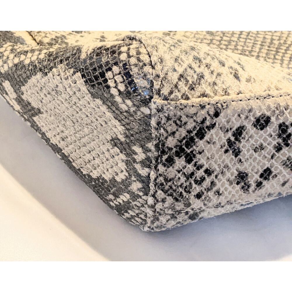 Michael Kors Python Embossed Leather Large Tote Snakeskin Neutrals GUC - Picture 7 of 12